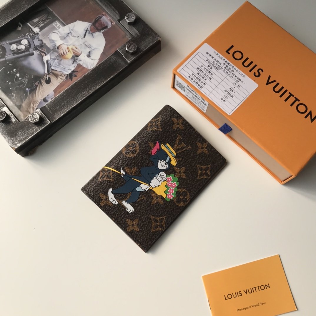 上品でファッションルイヴィトン Louis Vuittonパスケース スーパーコピーN品代引き可能国内発送後払い安全必ず届く優良サイト