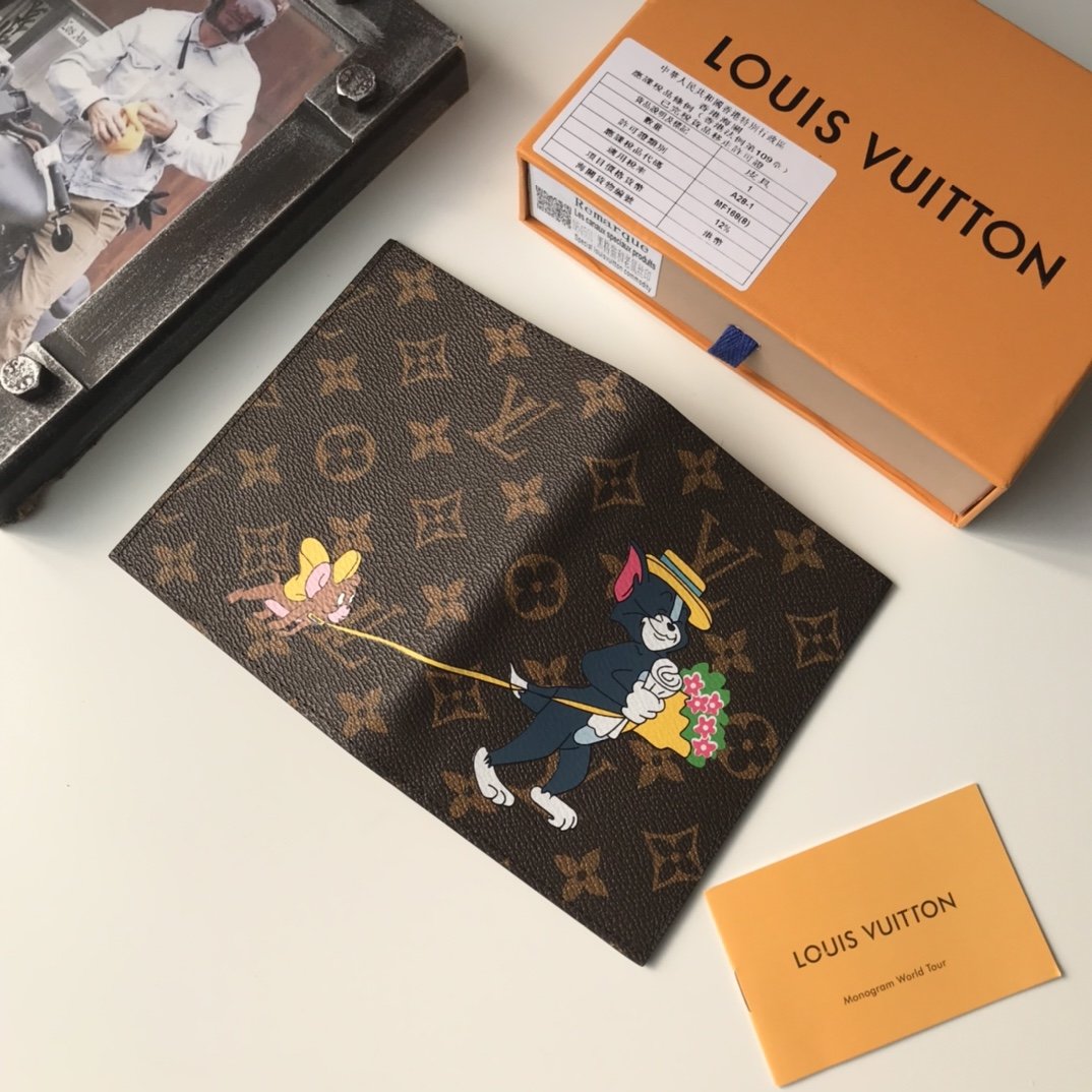 上品でファッションルイヴィトン Louis Vuittonパスケース スーパーコピーN品代引き可能国内発送後払い安全必ず届く優良サイト