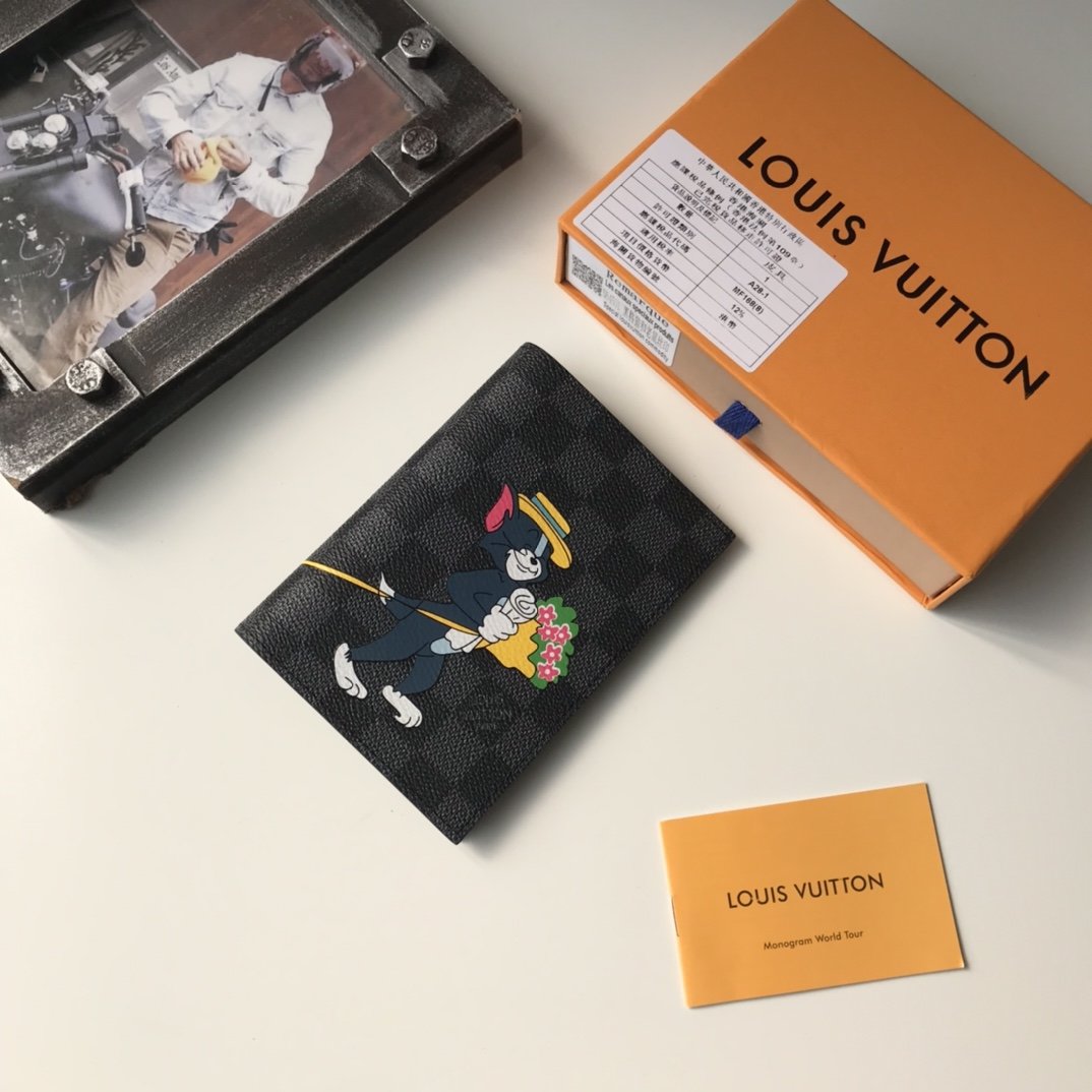 上品でファッションルイヴィトン Louis Vuittonパスケース スーパーコピーN品代引き可能国内発送後払い安全必ず届く優良サイト