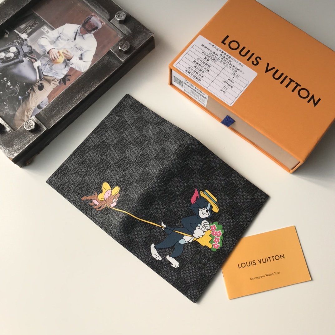 上品でファッションルイヴィトン Louis Vuittonパスケース スーパーコピーN品代引き可能国内発送後払い安全必ず届く優良サイト