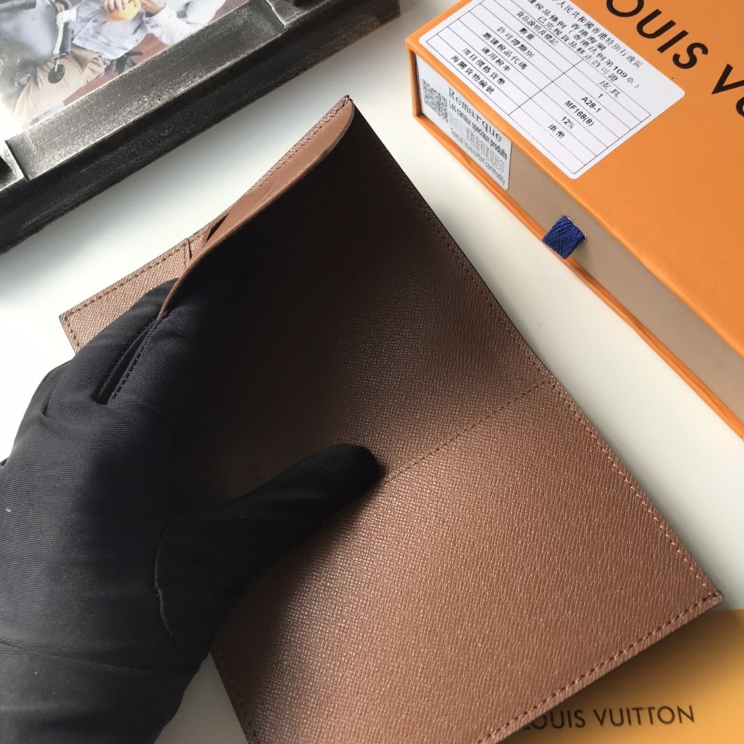 上品でファッションルイヴィトン Louis Vuittonパスケース スーパーコピーN品代引き可能国内発送後払い安全必ず届く優良サイト