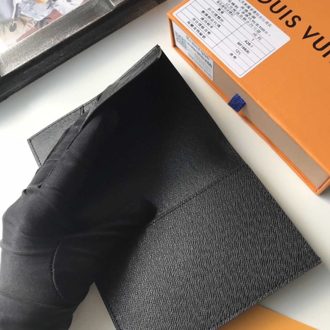 上品でファッションルイヴィトン Louis Vuittonパスケース スーパーコピーN品代引き可能国内発送後払い安全必ず届く優良サイト