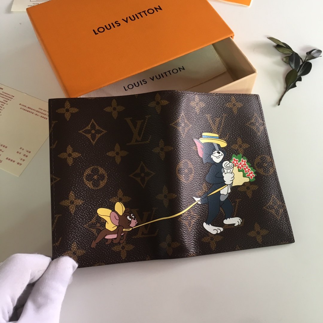 超スーパーコピー品!ルイヴィトン Louis Vuittonパスケース代引き可能国内発送後払い安全必ず届く優良サイト