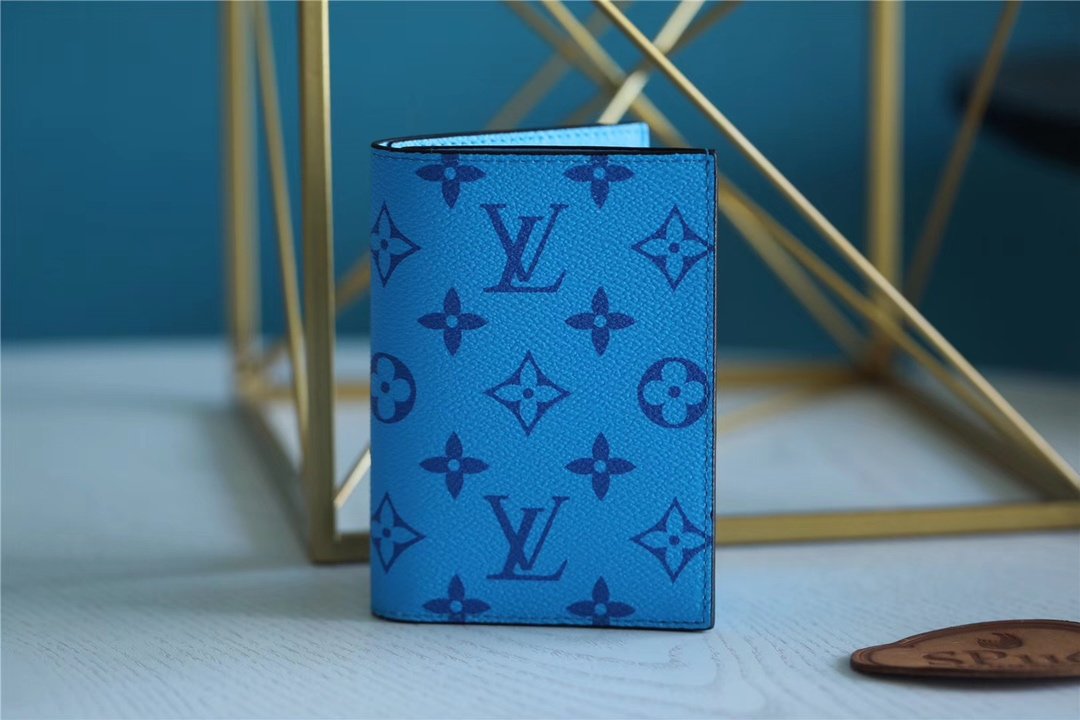 超スーパーコピー品!ルイヴィトン Louis Vuittonパスケース代引き可能国内発送後払い安全必ず届く優良サイト
