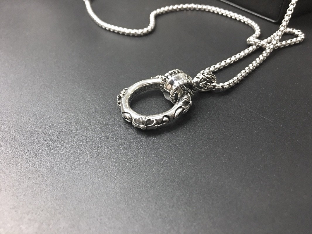 クロムハーツ Chrome Hearts実物の写真スーパーコピーアクセサリー送料無料代引き可能国内発送後払い安全必ず届く信用できるサイト