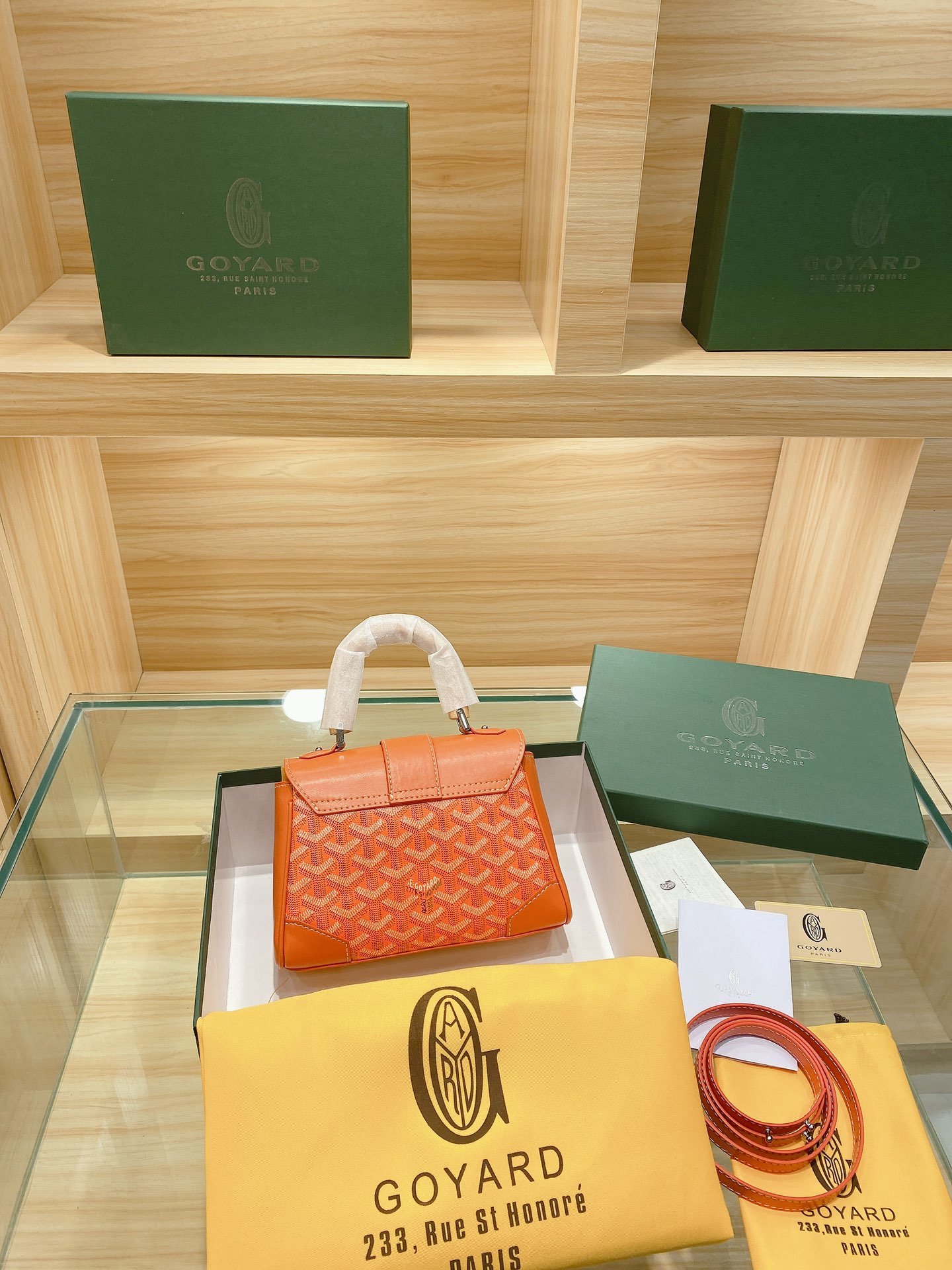 スーパーコピー代引き対応 ゴヤール Goyard バッグ 実物の写真 N品後払い国内発送送料無料安全必ず届く信用できるサイト