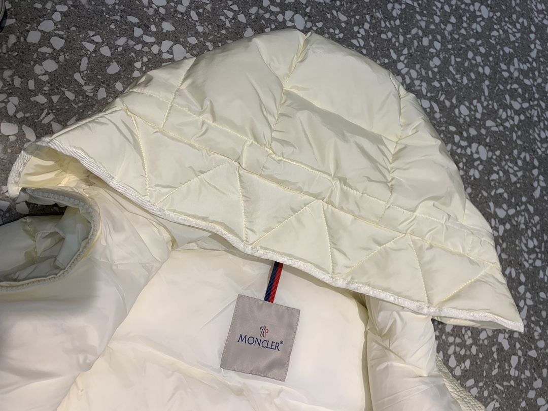 スーパーコピー 服実物の写真 N品  かっこいい おしゃれ 代引き対応国内発送後払い安全必ず届くおすすめ口コミ優良サイト