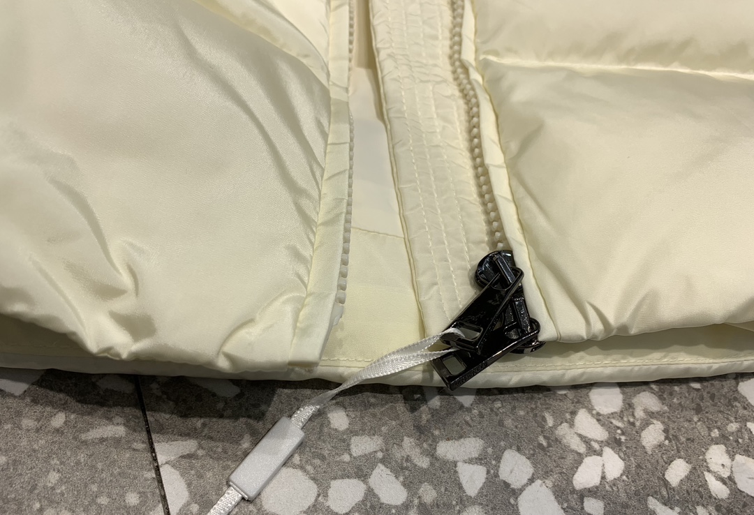 スーパーコピー 服実物の写真 N品  かっこいい おしゃれ 代引き対応国内発送後払い安全必ず届くおすすめ口コミ優良サイト