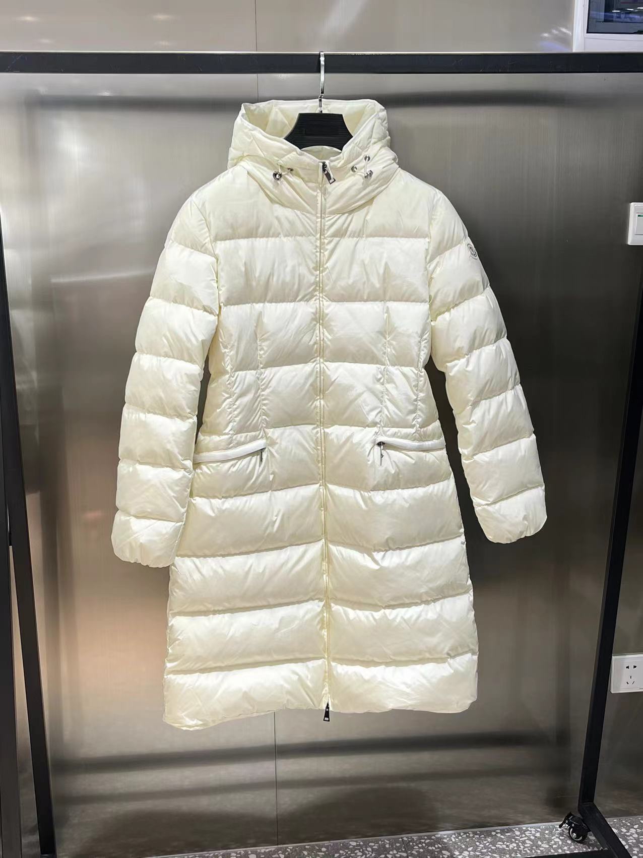 スーパーコピー 服実物の写真 N品  かっこいい おしゃれ 代引き対応国内発送後払い安全必ず届くおすすめ口コミ優良サイト