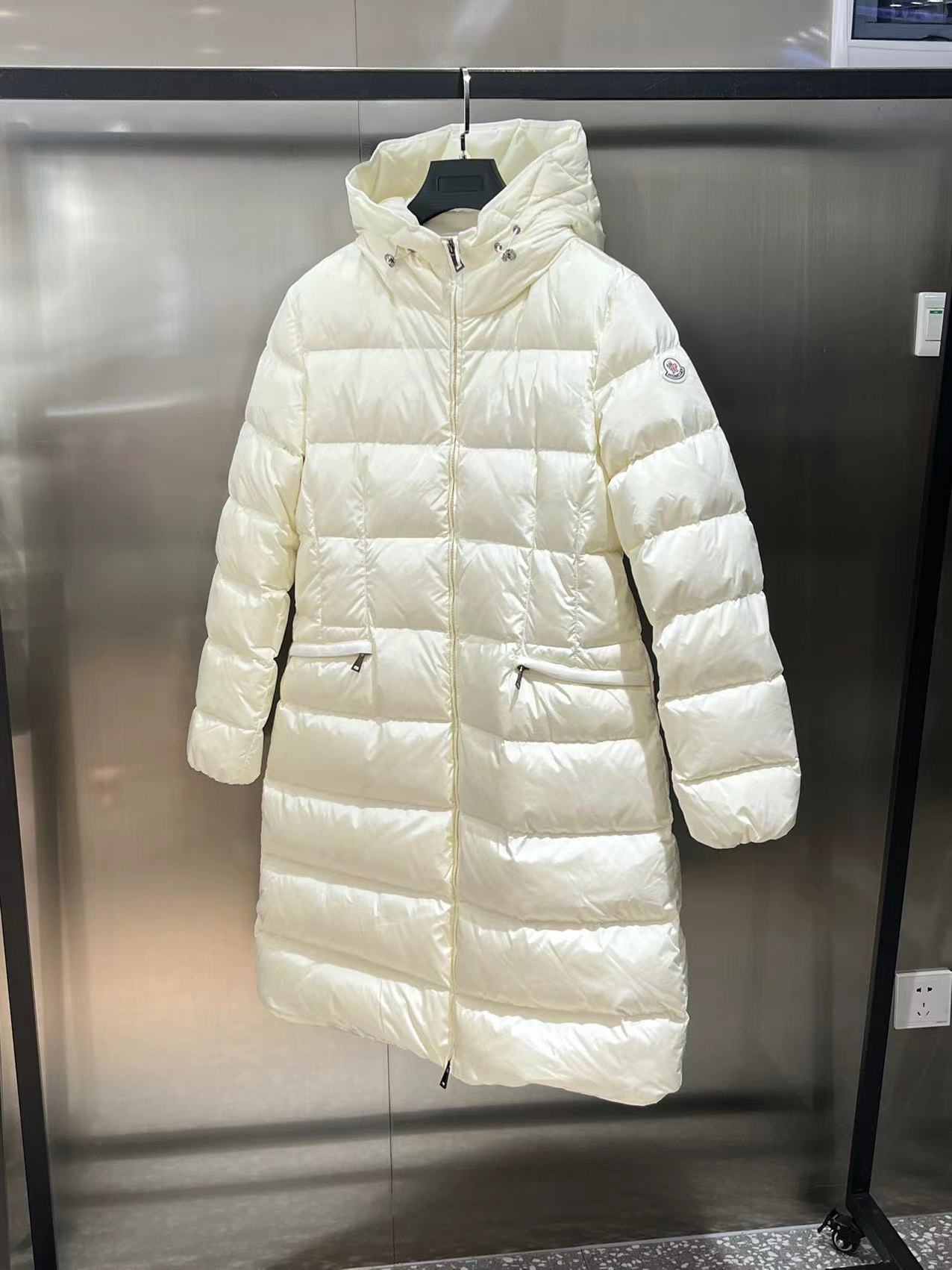 スーパーコピー 服実物の写真 N品  かっこいい おしゃれ 代引き対応国内発送後払い安全必ず届くおすすめ口コミ優良サイト